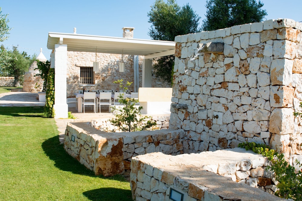 Trullo La Specchia