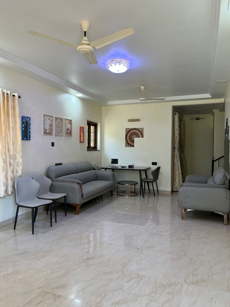 Ishaan Holiday Resort