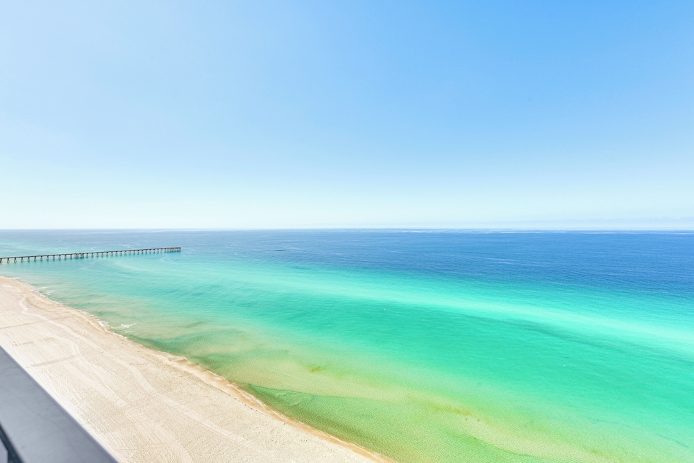 Panama City Beachfront Condo w/ Breathtaking Views