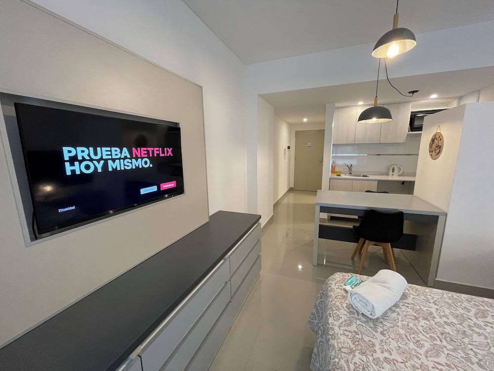 Ayres Suites Moreno