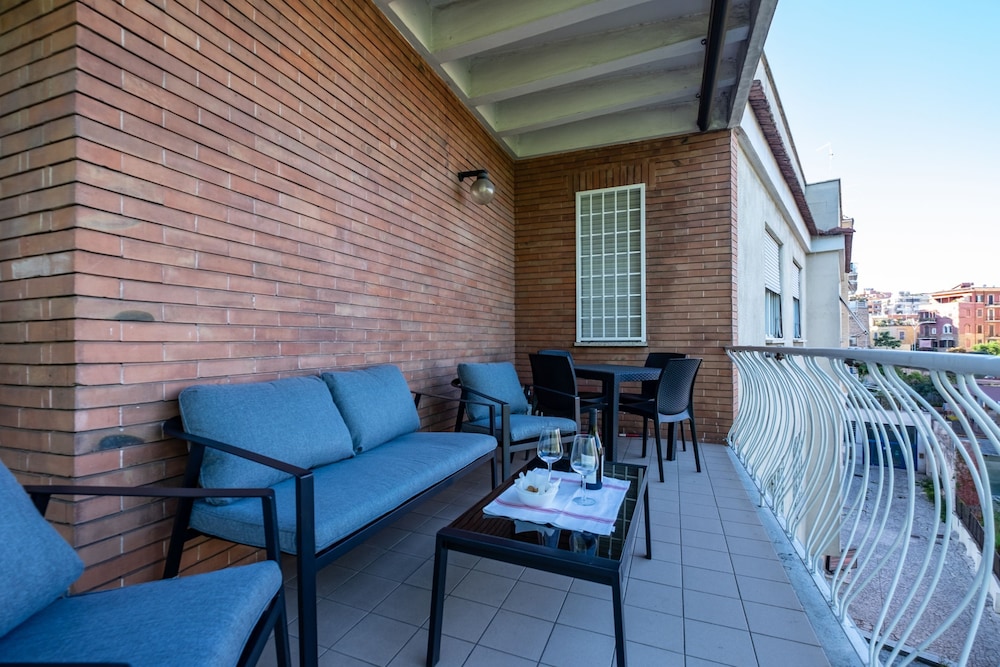 Your Trastevere Balcony