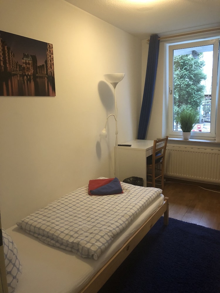 Basement Hamburg - Hostel