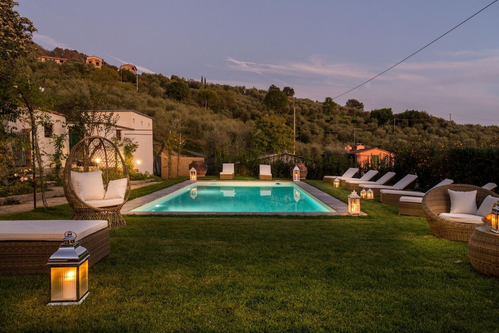Villa Valgiano in Capannori view 2
