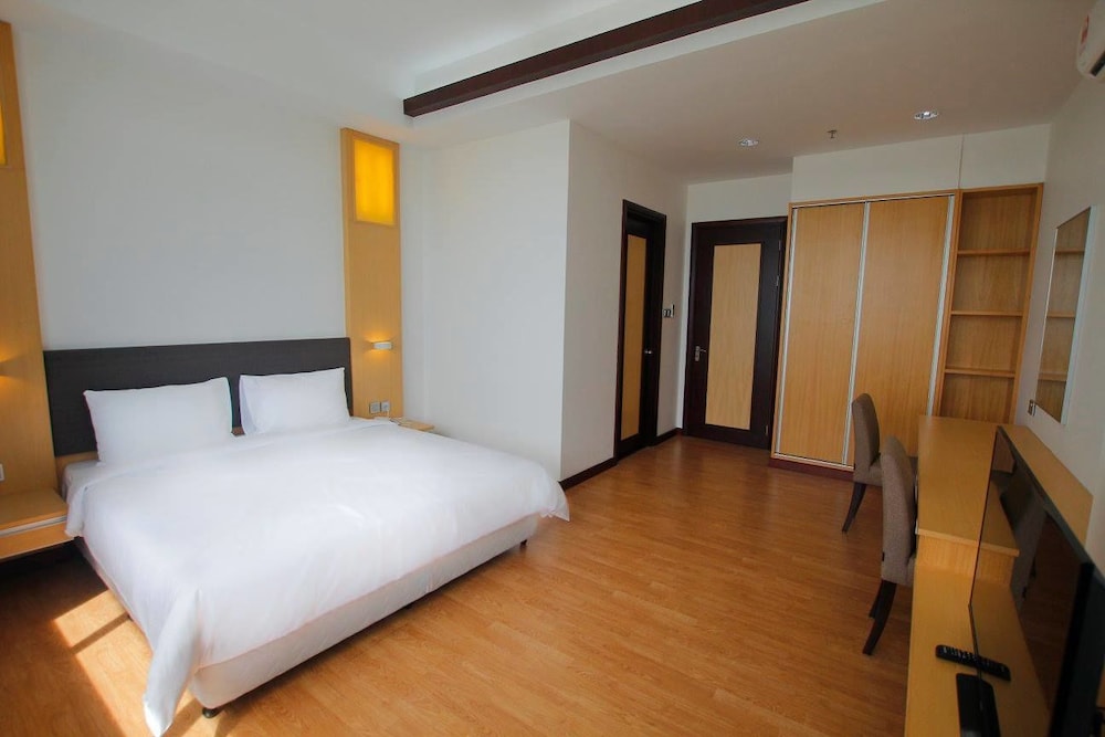 Imperial Suites Miri photo 4