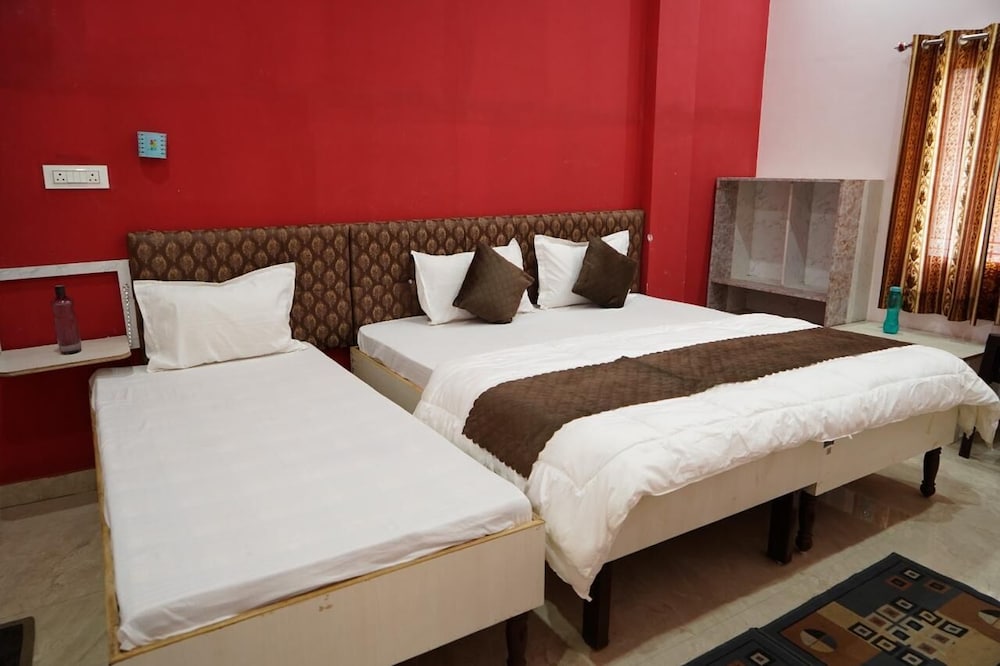 Shree Puram Guest House