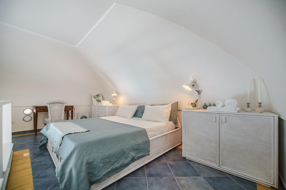 Corricella Sea Window photo 5