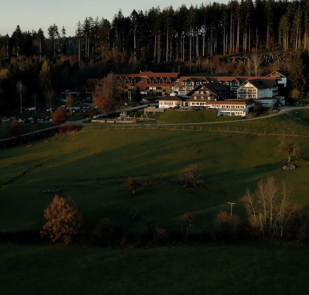 Hotel Berghotel Jaegerhof - Image 1