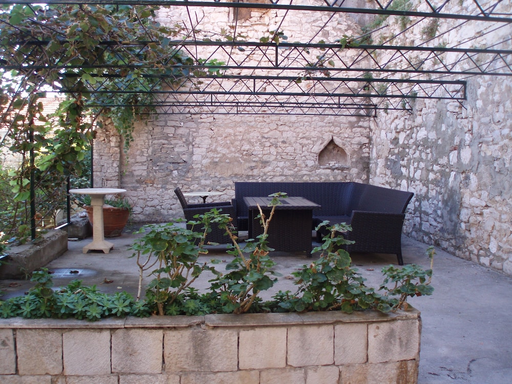 Photo 35
