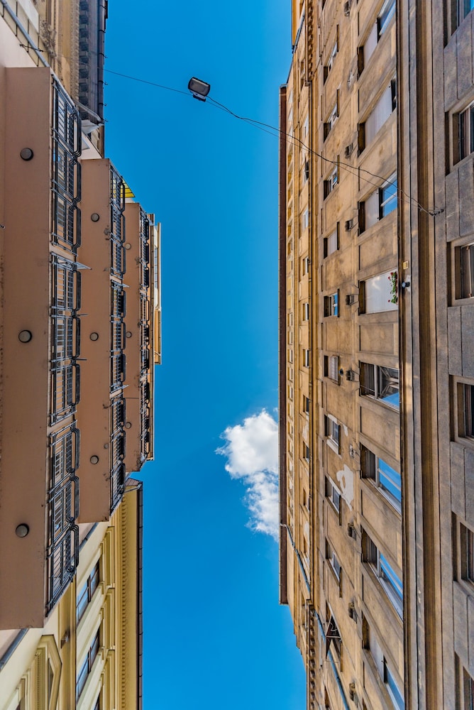 Venus Apartments - Liberty Bridge
