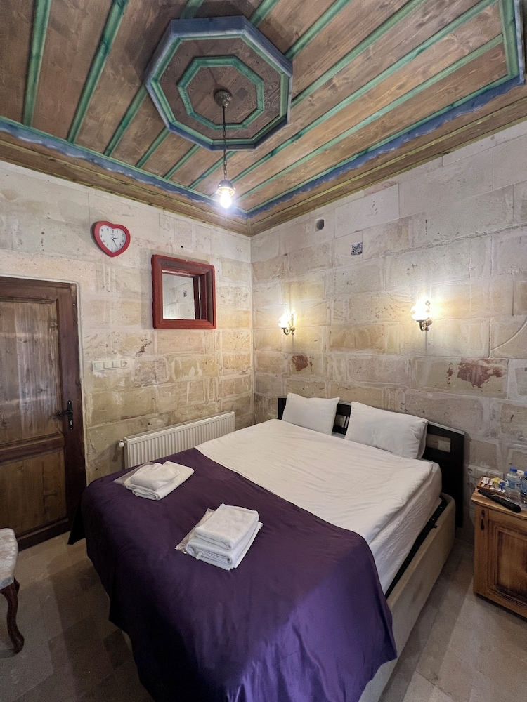 TATLI KAYA OTEL