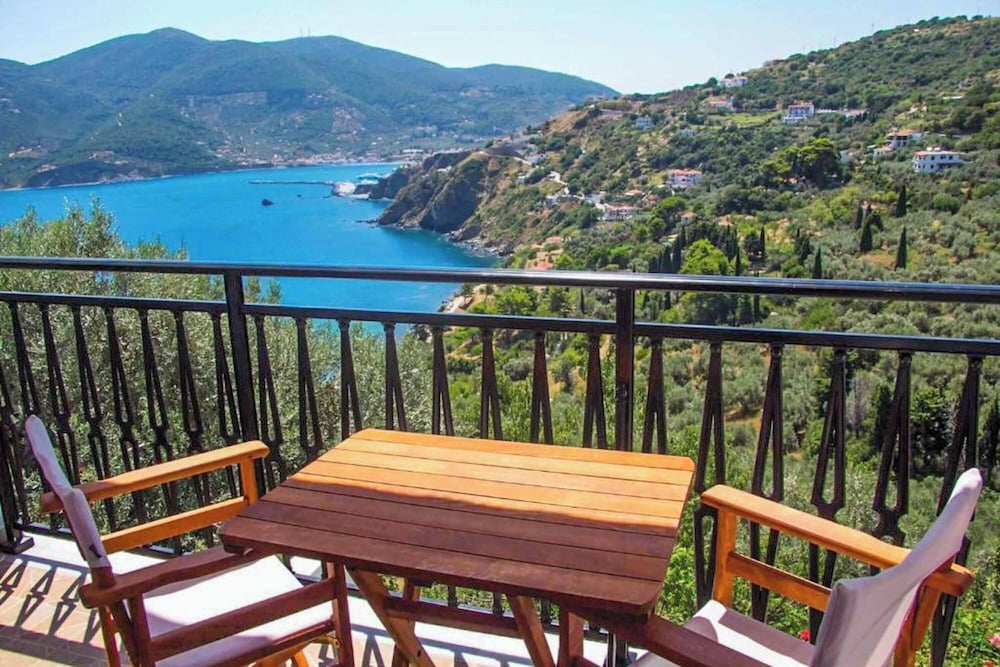 Villa Elena Glysteri