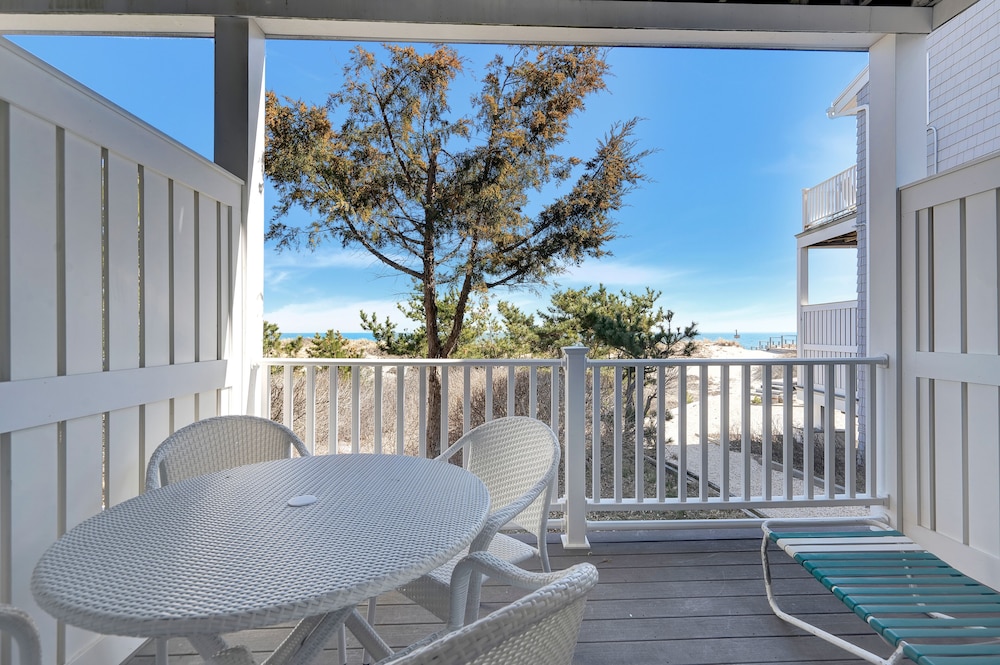 Sea Crest Resort