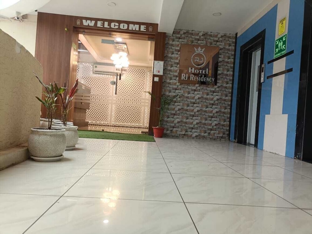 HOTEL RJ RESIDENCY C.G.ROAD