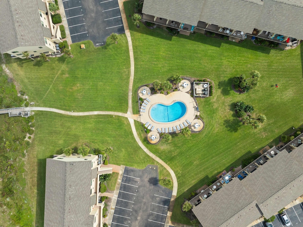 Oceanfront Pool Tennis BBQ Patio Free Parking