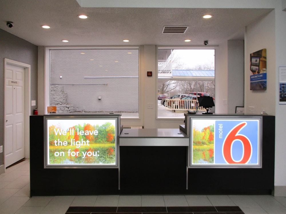 Motel 6 Chilhowie, VA  I-81 view 4