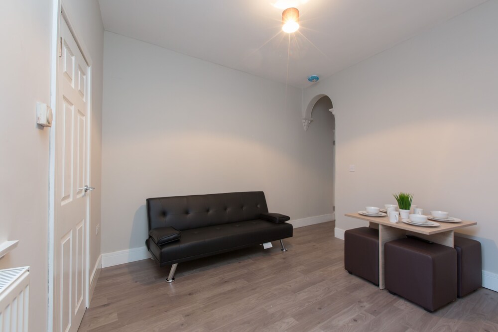 Stoke-on-trent Vacations - Townhouse  Rose Street Stoke - Property Image 30