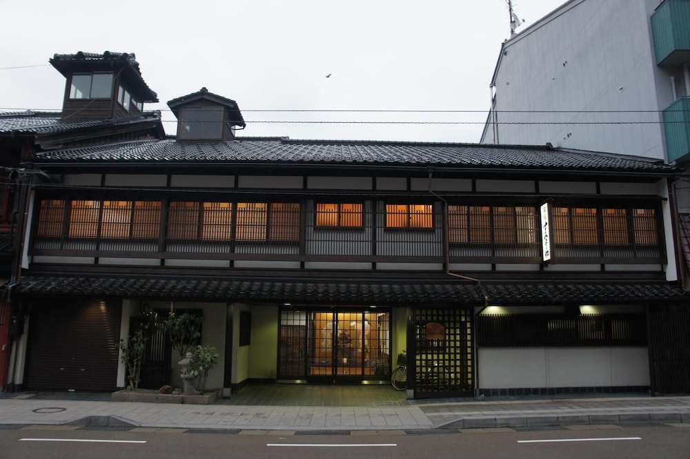 Photo 43