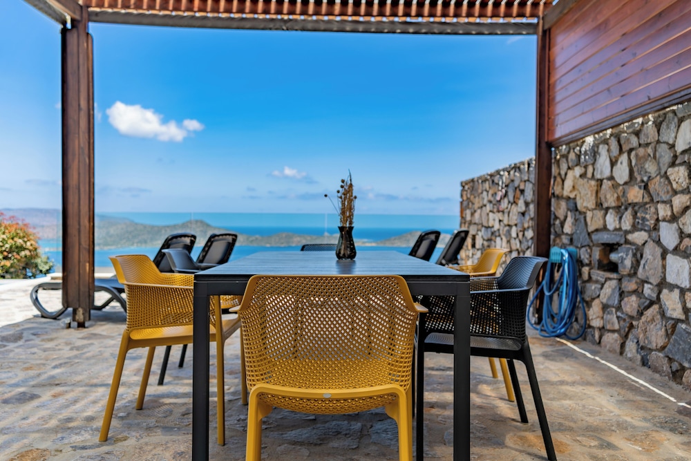 Elounda Sunrise Villa