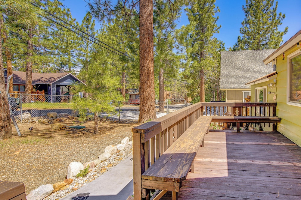 5 Mi to Big Bear Lake: Pet-friendly Gem Near Hikes
