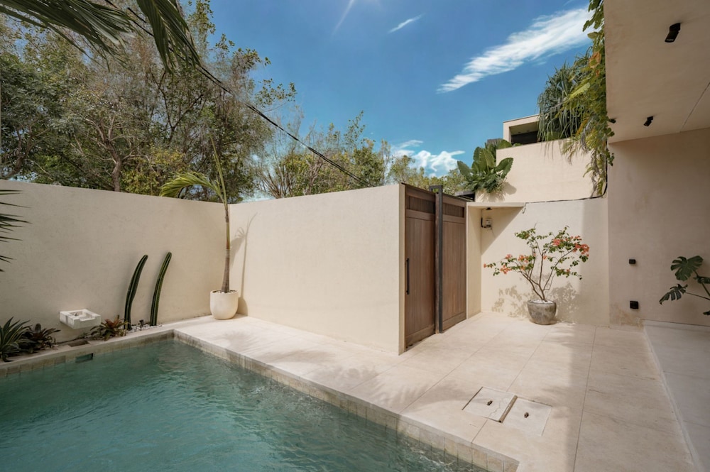 Villa Nazare Berawa