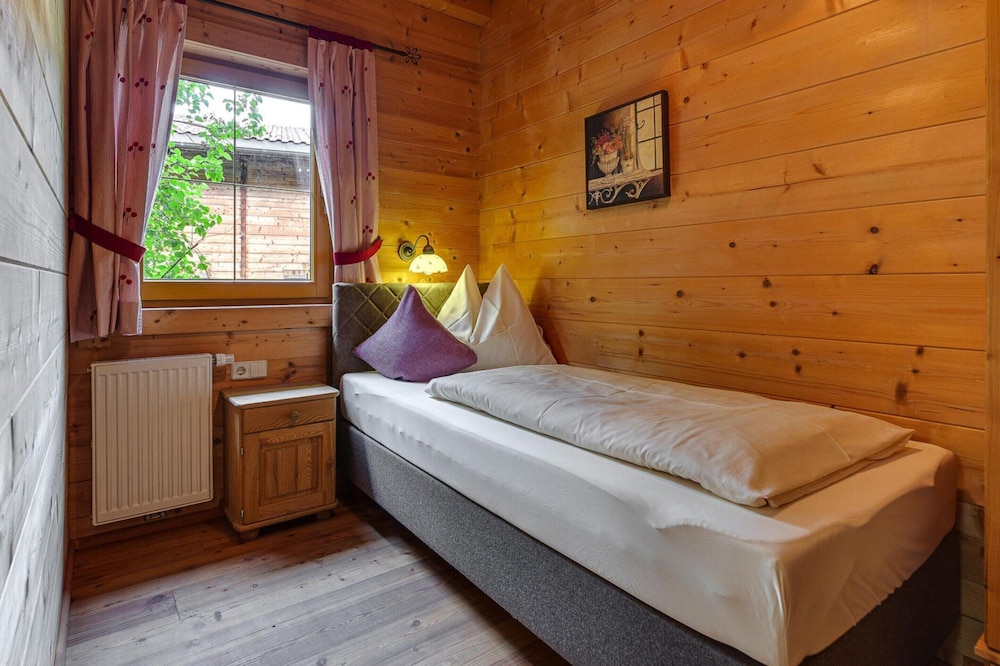 Chalet in Fugen Near Spieljochbahn Lift