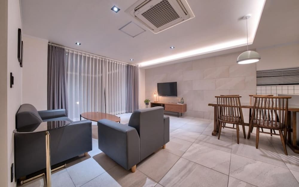 Pocheon Forest Pool Villa view 5