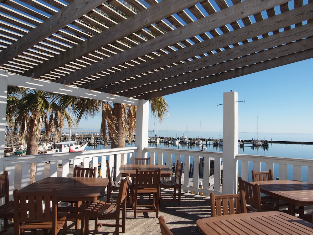 The Inn at Fulton Harbor