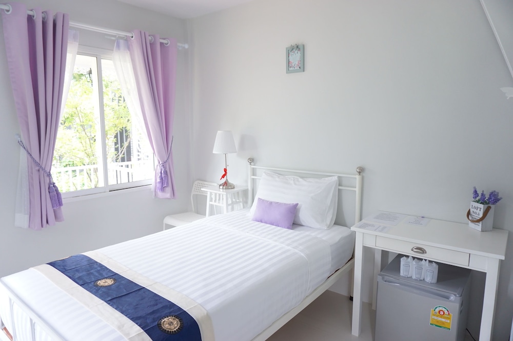 The White Village Ranong Resort