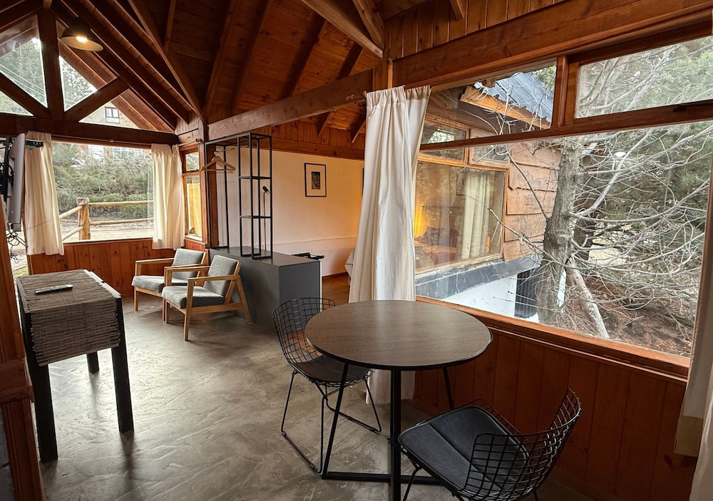 Aparts La Balconada by DOT Suites