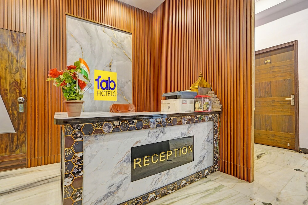 Fabhotel Rn Residency
