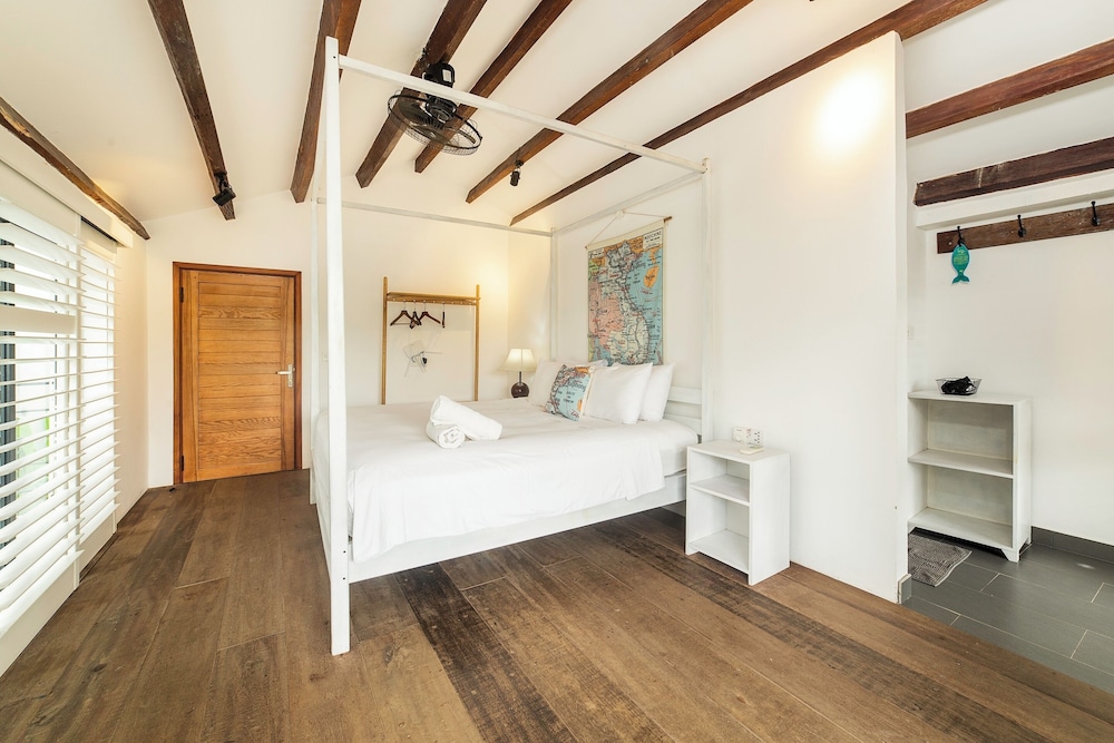 An Bang Beachside Boutique Homes & Villas