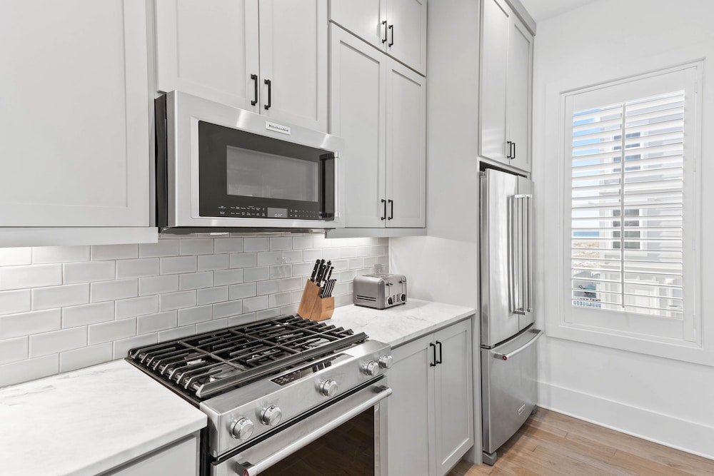 Grayt Digs by Avantstay Next to Beach Oceanview