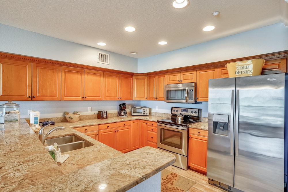 Oceanside 302