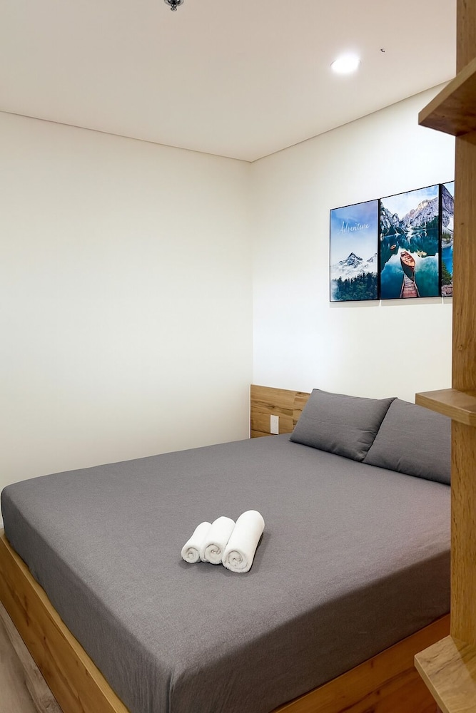Monarchy Luxury Serviced Apartments