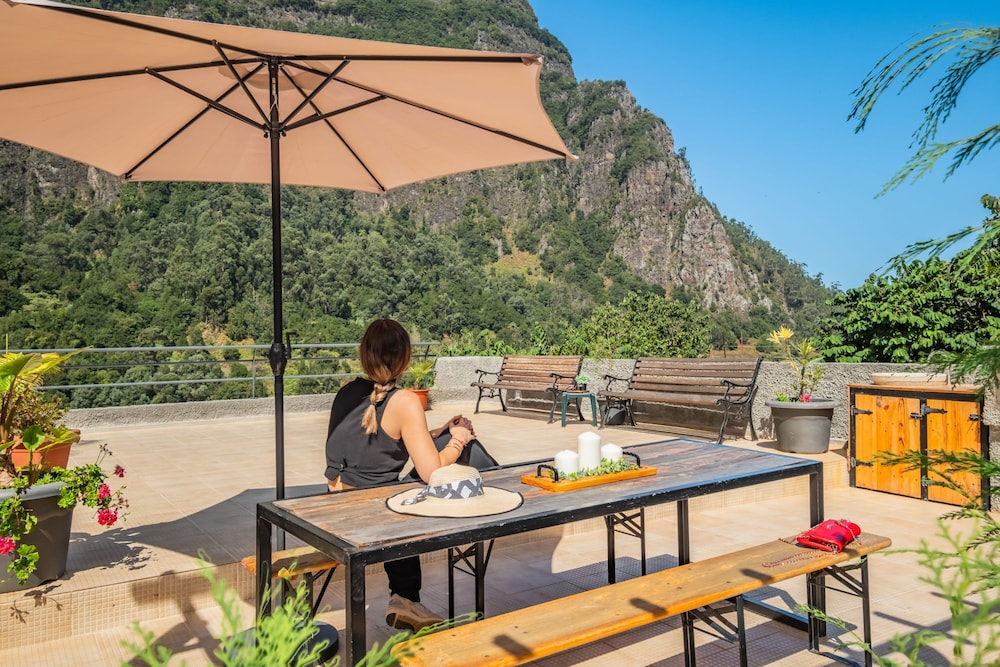 Valley s Refuge by Madeira Sun Travel