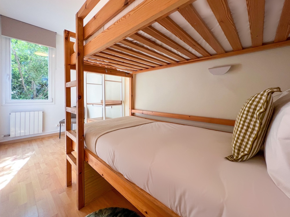 Stay U-nique Apartments Urgell