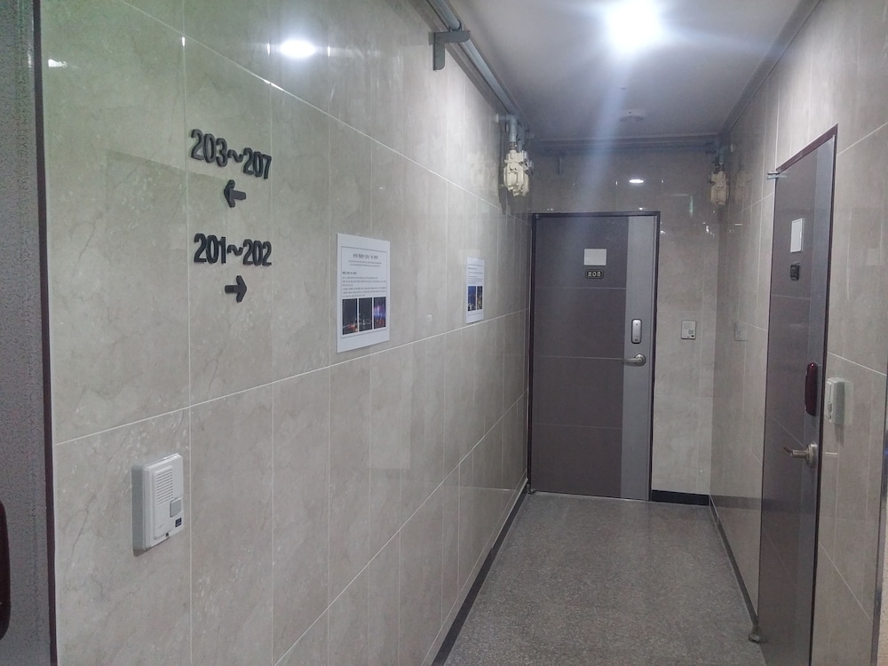 JIIN Hostel & Guesthouse