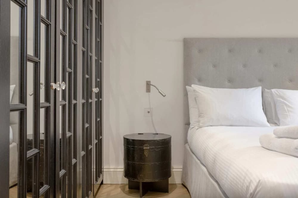 Elegant 1 Bedroom Apartment in South Kensington