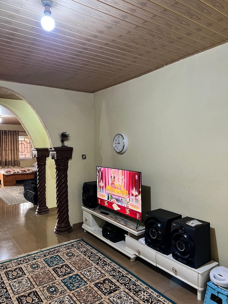 yogi homestay