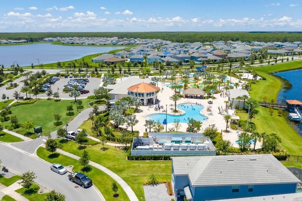 Lake View Resort Condo w Lazy River Near Disney