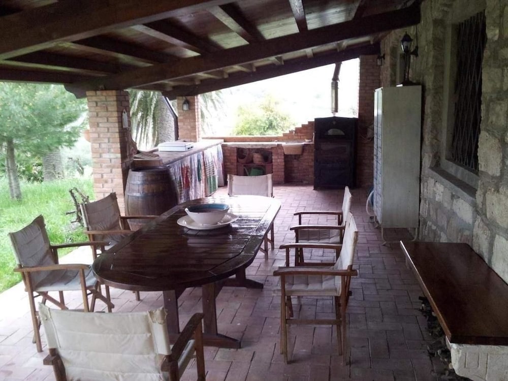 Photo 48