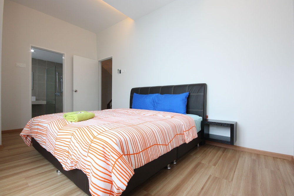 Shamrock Beach Villas 9 photo 2