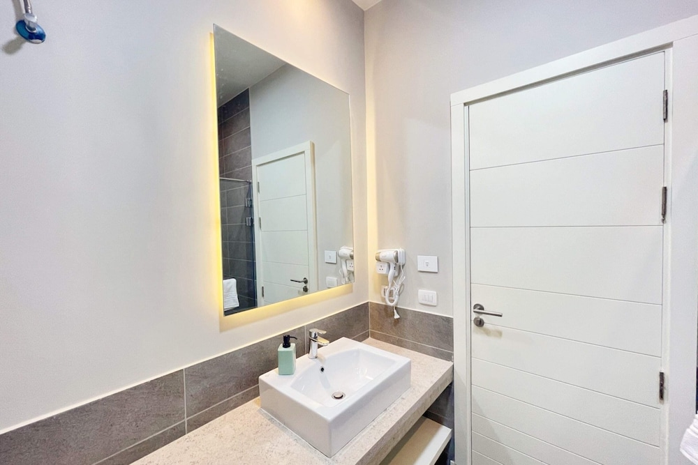 Xuru Stays I Poised & Pearly 3 BDR Villa @ Cyan El Gouna