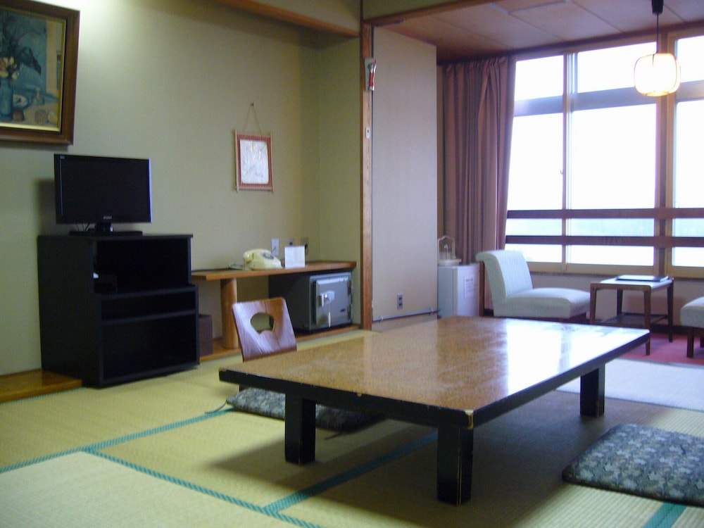 Sado Ryotsu Shiizaki Onsen