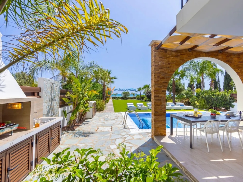 Ayia Napa Seafront Ionion Villa H5