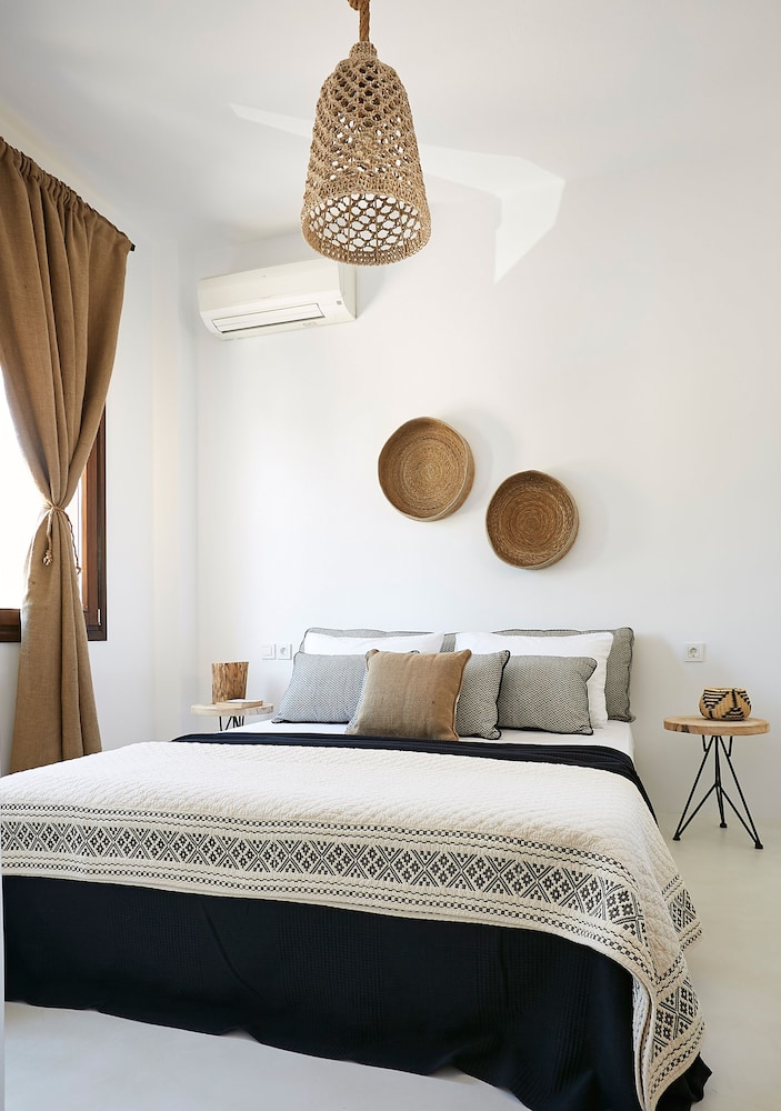 Le Blanc Suite