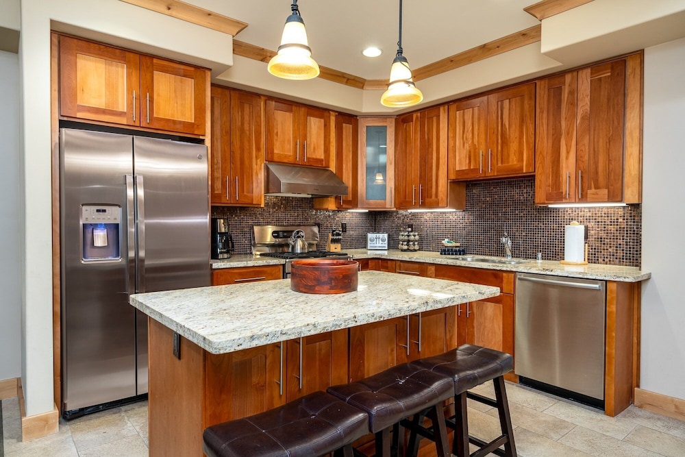 Bear Valley Vacation Condos by RedAwning