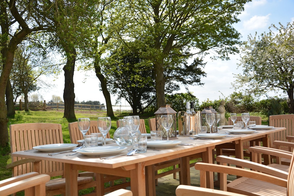 Henstead Hall