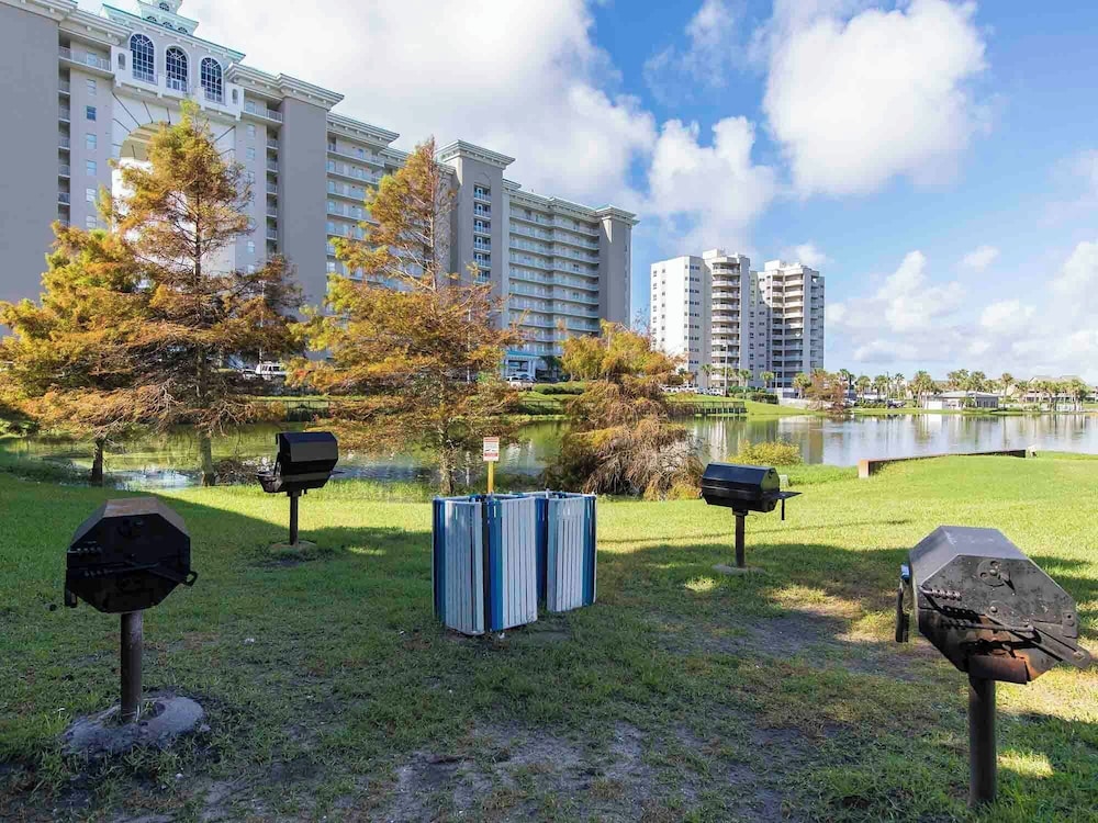 Majestic Sun #1008A by Southern Vacation Rentals