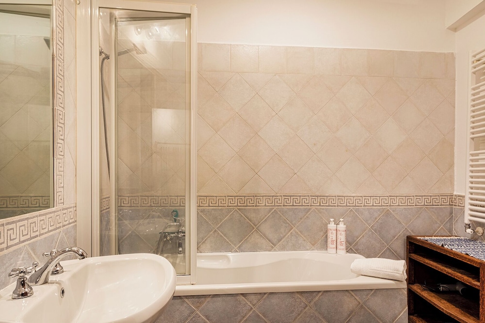Prione Apartment by Wonderful Italy